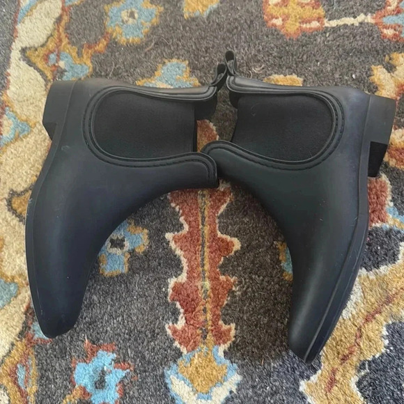 Jeffrey Campbell Havana matte black rubber Chelsea pull on rain boots 9 - Picture 3 of 7
